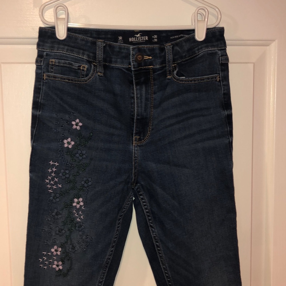 Hollister High Rise Skinny Jeans